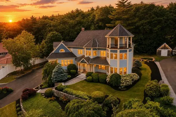 258 Hill St, Leominster, MA 01453