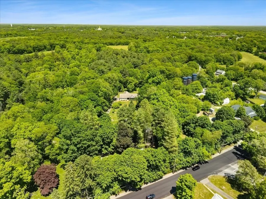 68 Middleboro Ave, Taunton, MA 02780 - #2