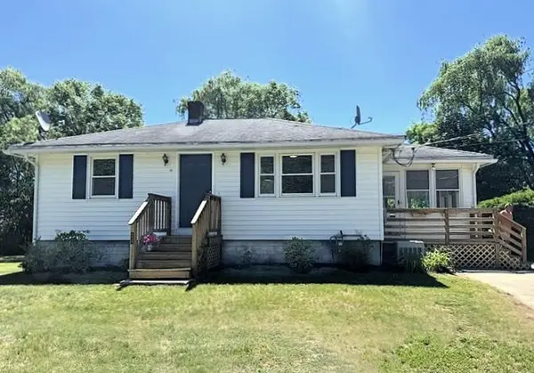 14 Mercier Street, Dracut, MA 01826