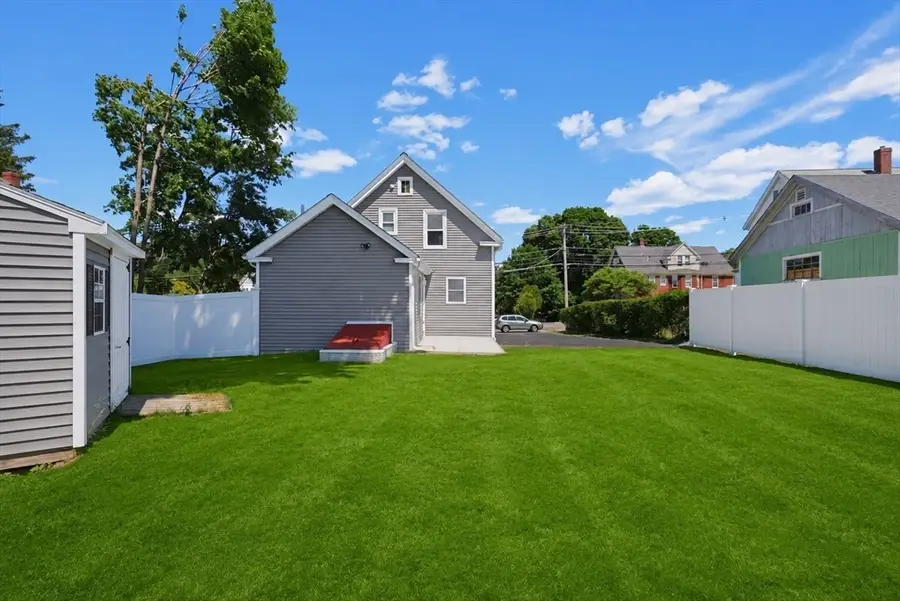 191 Pleasant St, Norwood, MA 02062 - #3