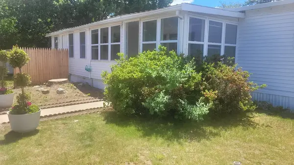 261 Newbury #114c, Peabody, MA 01960