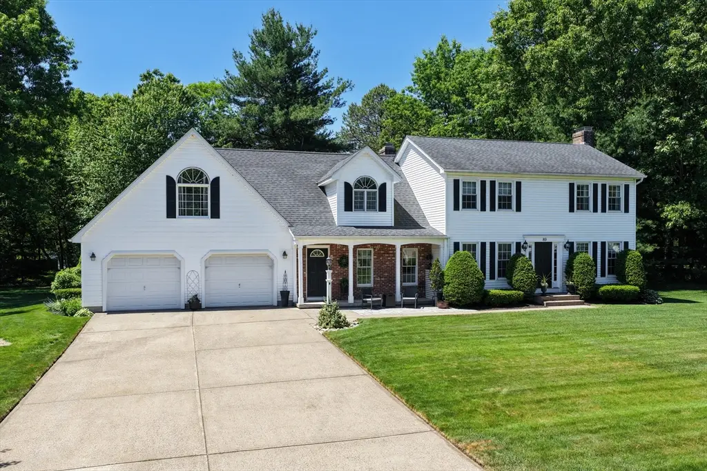 89 Kane Brothers Cir, Westfield, MA 01085 - #1