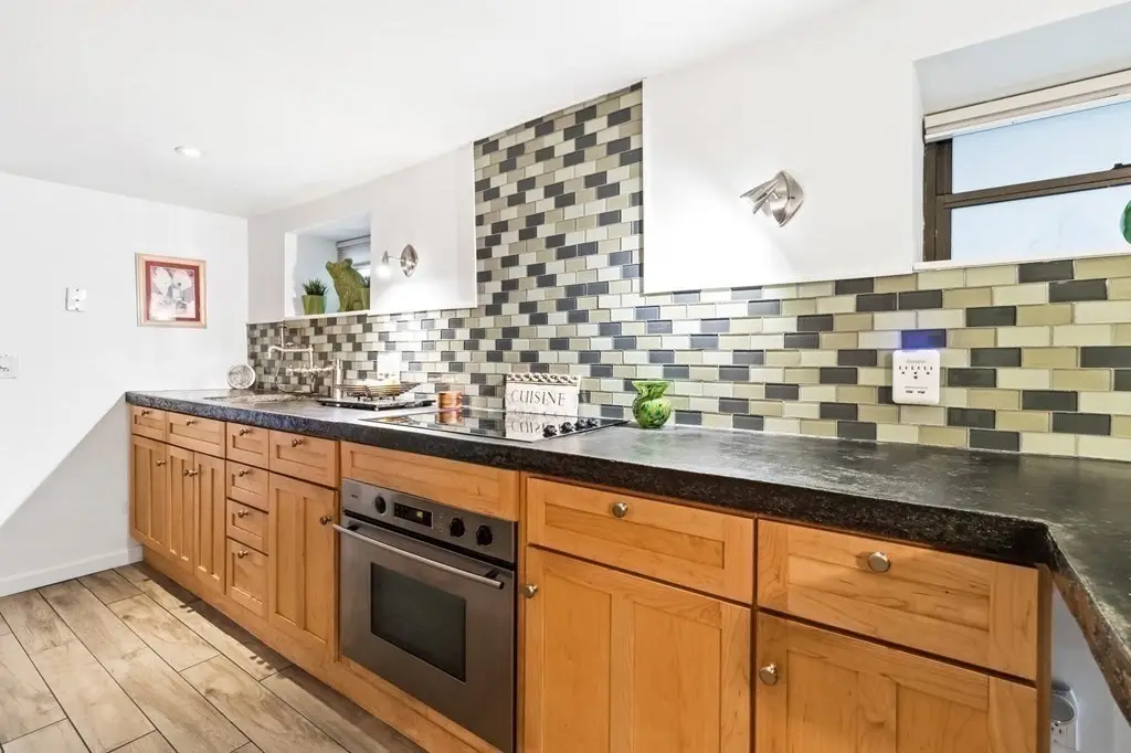 92 Green St #1, Boston, MA 02129 - #1