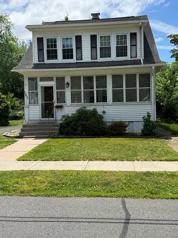 153 Edgewood Ave, Longmeadow, MA 01106