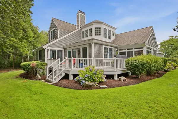 73 Hidden Bay Dr #73, Dartmouth, MA 02748