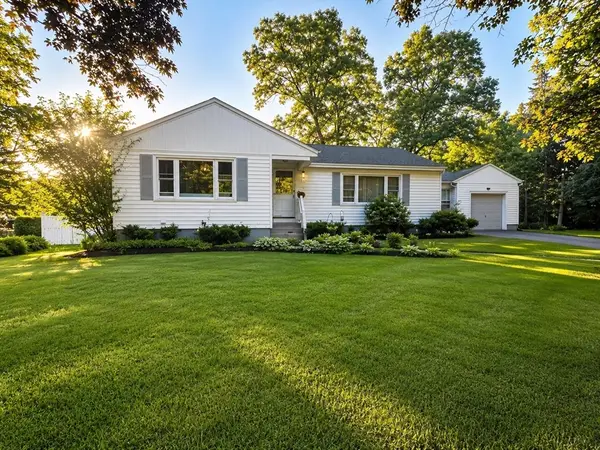 54 Colbert St, Leominster, MA 01453