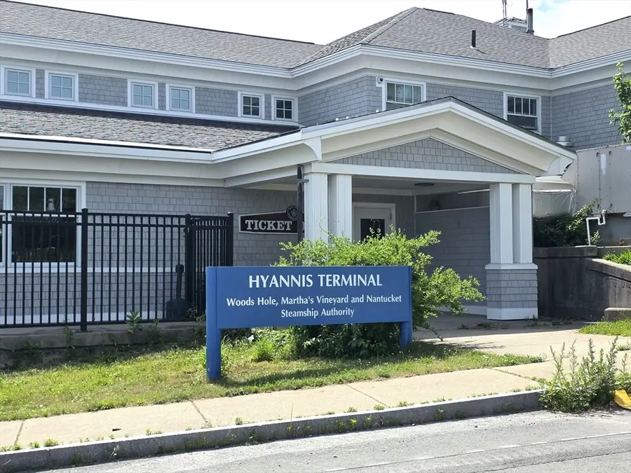 110 School St. #E202, Hyannis, MA 02601 - #2