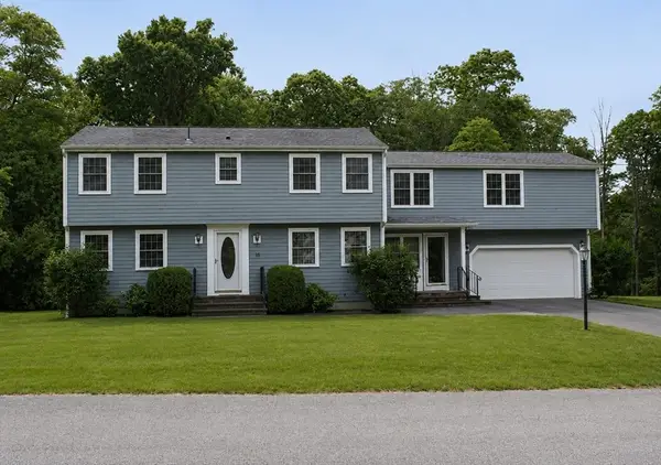 38 Bayberry Dr, Westport, MA 02790