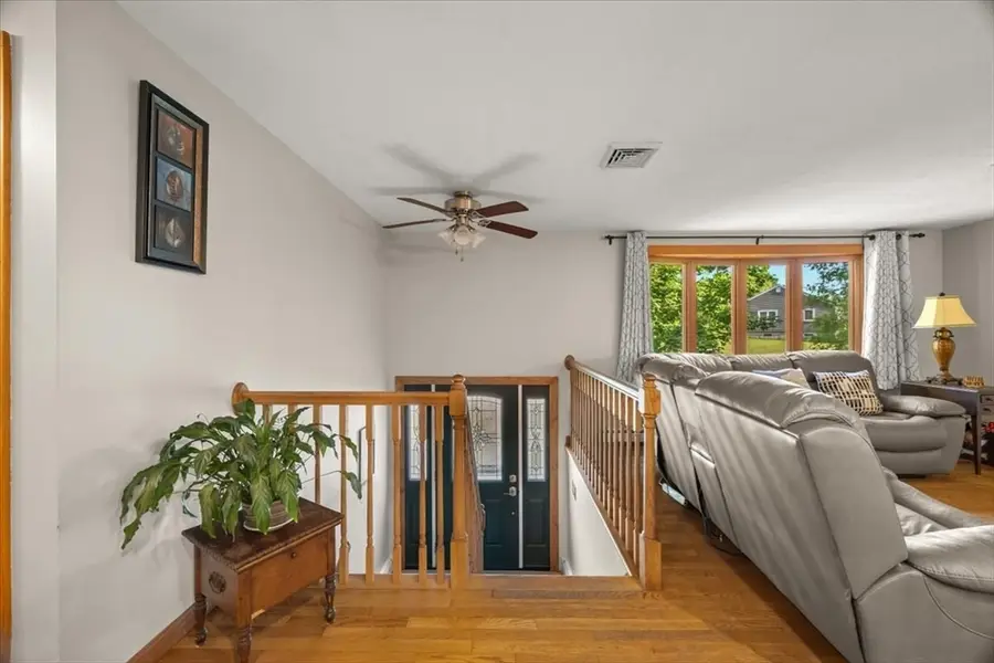 26 Brookings Dr, Kingston, MA 02364 - #3