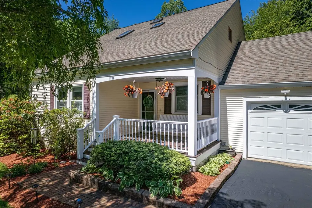 21 Autumn Road, Medway, MA 02053 - #1