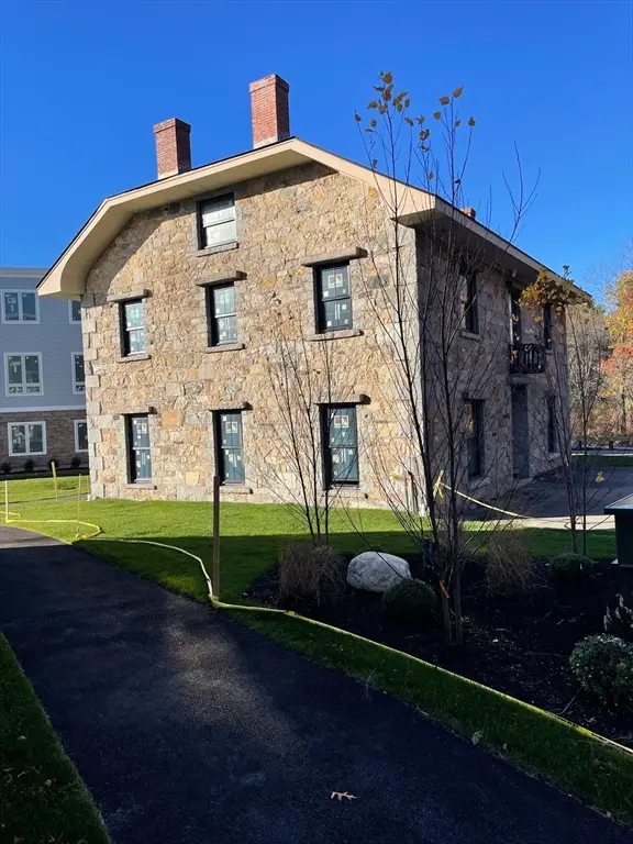 225 Middlesex Turnpike #107, Burlington, MA 01803 - #3