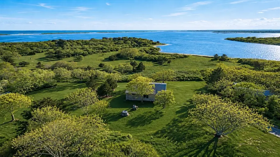57 Butlers Cove Rd, Edgartown, MA 02539 - #3