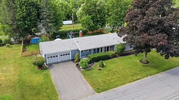 13 Louis Road, Framingham, MA 01702