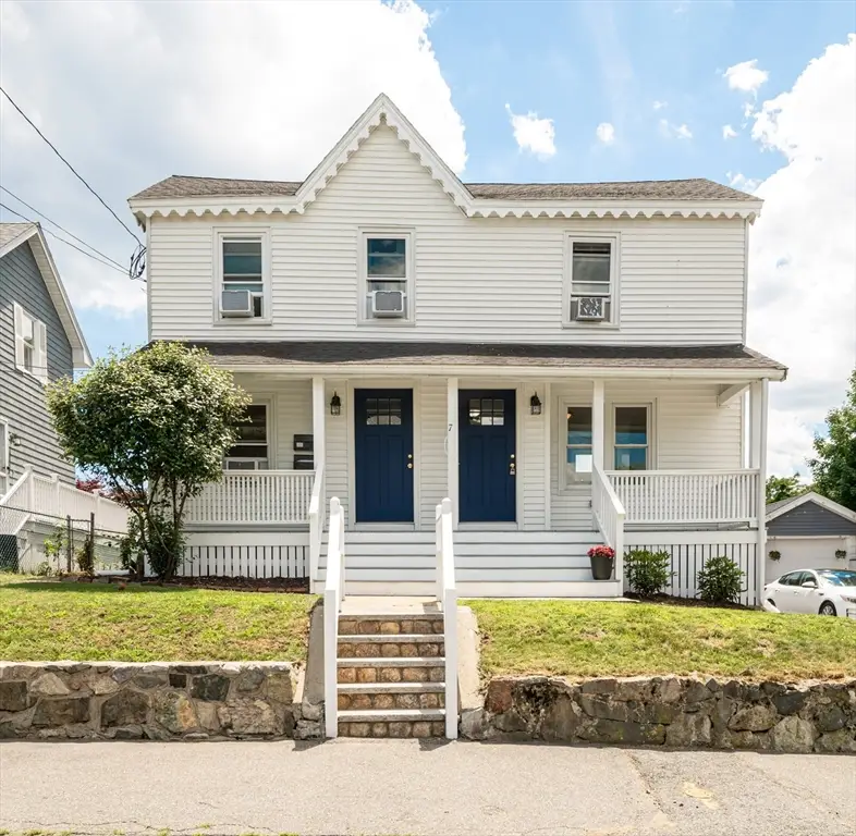 7 Park St, Melrose, MA 02176 - #1