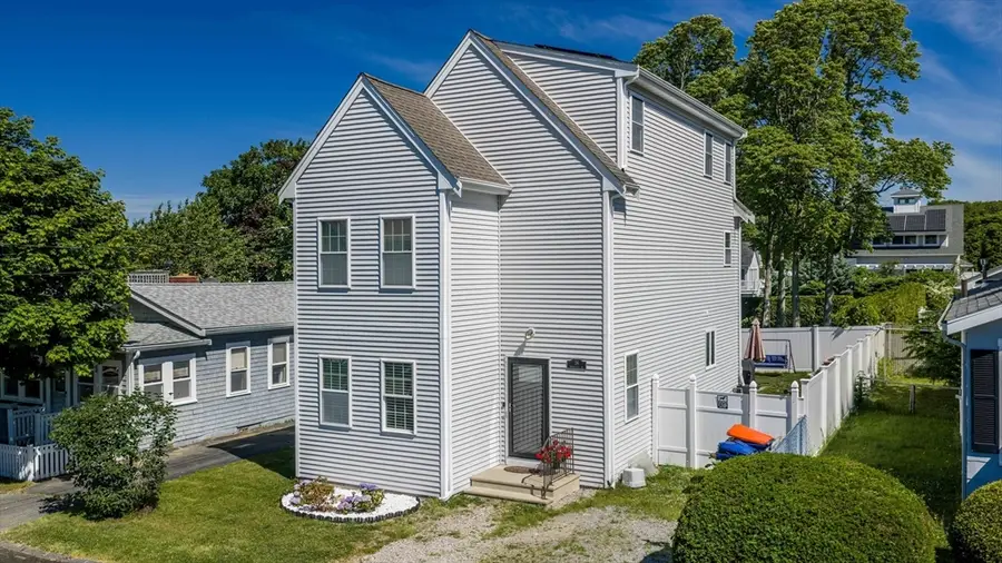 26 Briercliffe Rd, Fairhaven, MA 02719 - #2