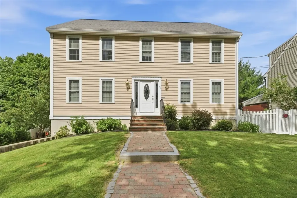 11 Amesbury Avenue, Amesbury, MA 01913 - #1