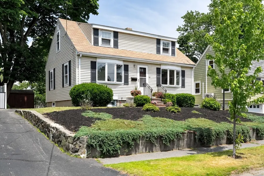 53 Roberts Rd, Medford, MA 02155 - #2