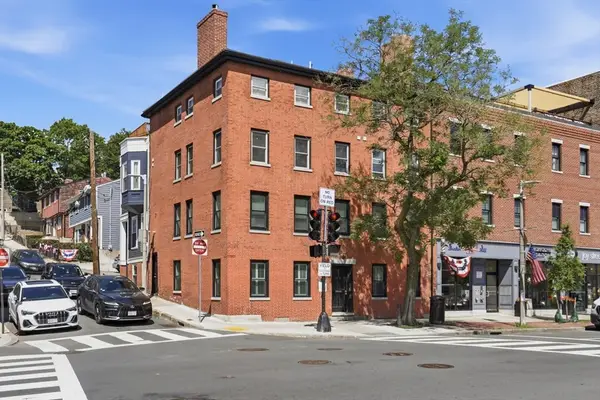 231 Main St #1, Boston, MA 02129