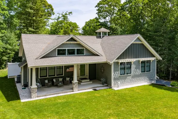 14 Valley Brook Rd, Barnstable, MA 02632