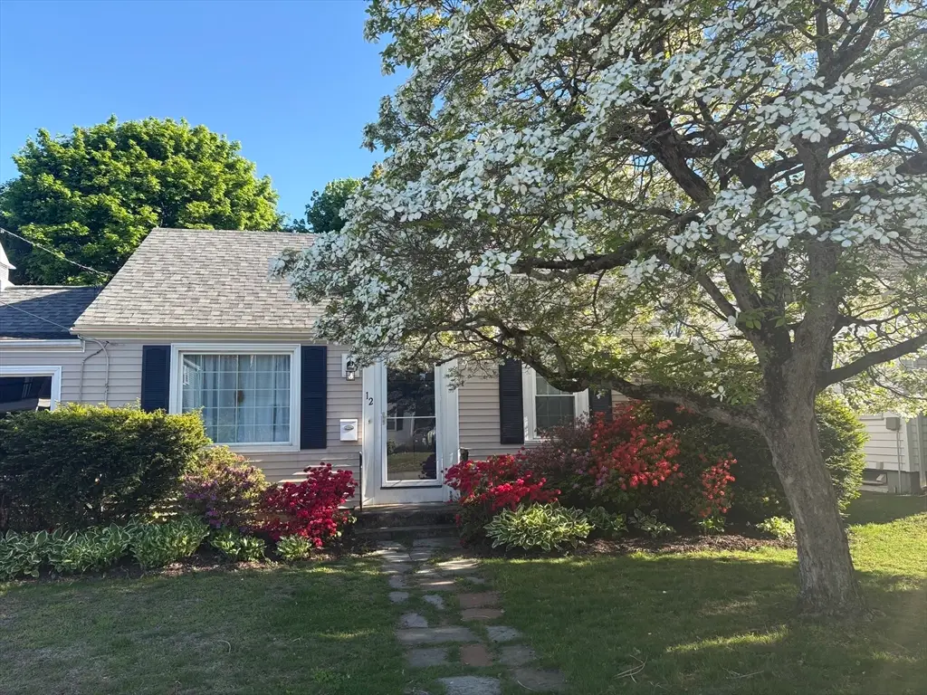 12 Hannah Dr, Warwick, RI 02888 - #1