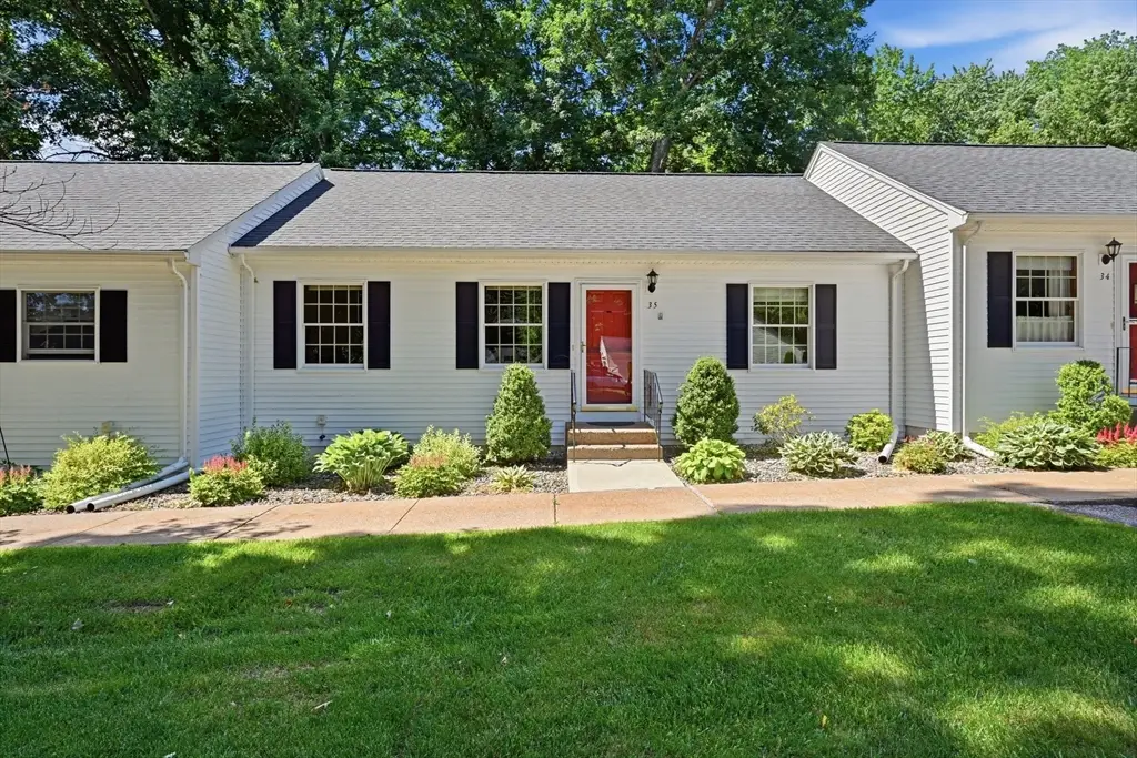 35 Rosewood Ln #35, Southwick, MA 01077 - #1