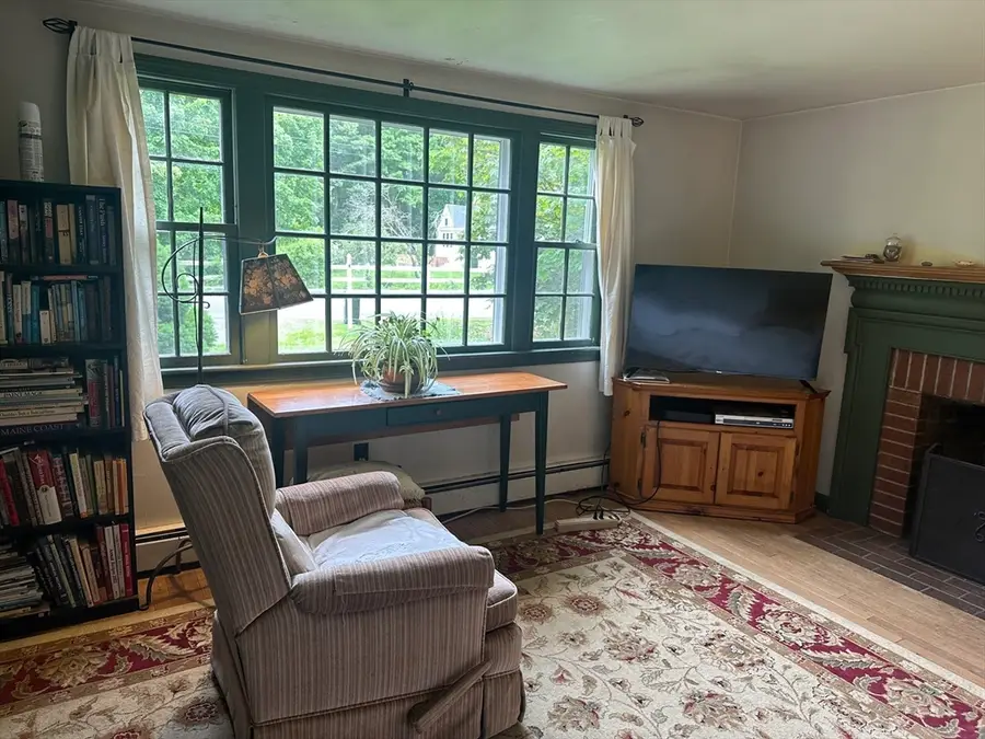 42 Grove Street, Topsfield, MA 01983 - #3