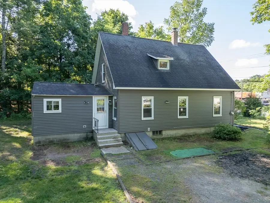 211 Main St, Townsend, MA 01469 - #2