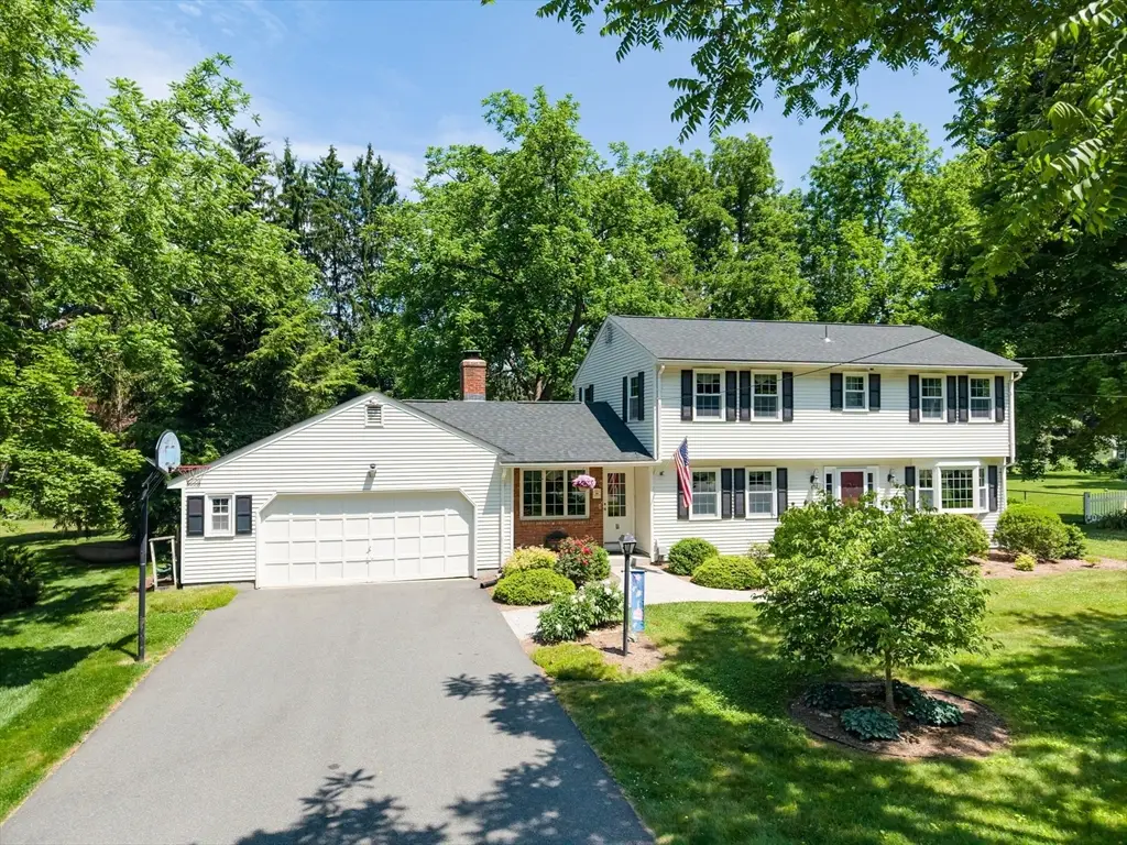 6 Brookmont Dr, Wilbraham, MA 01095 - #1