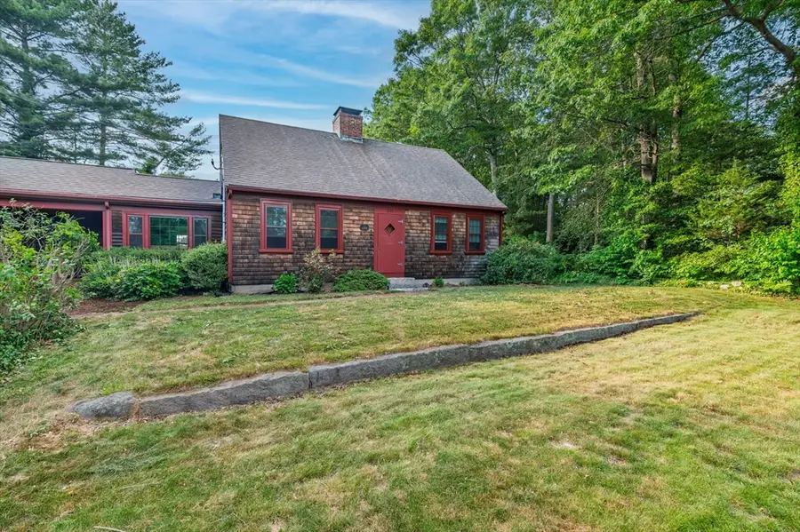 221 Circuit Street, Hanover, MA 02339 - #2
