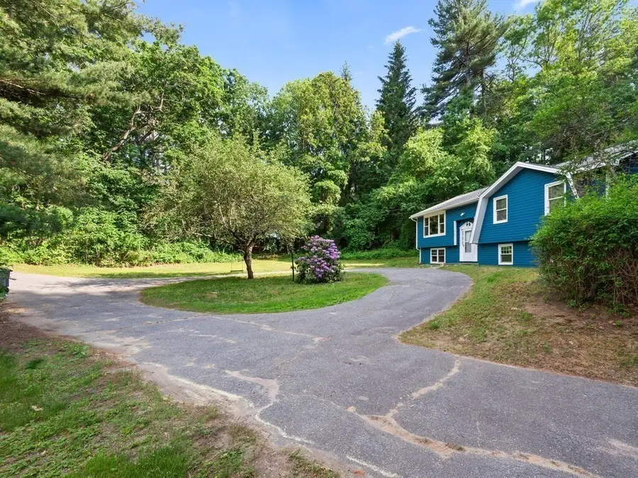 987 Wachusett St, Holden, MA 01522 - #2