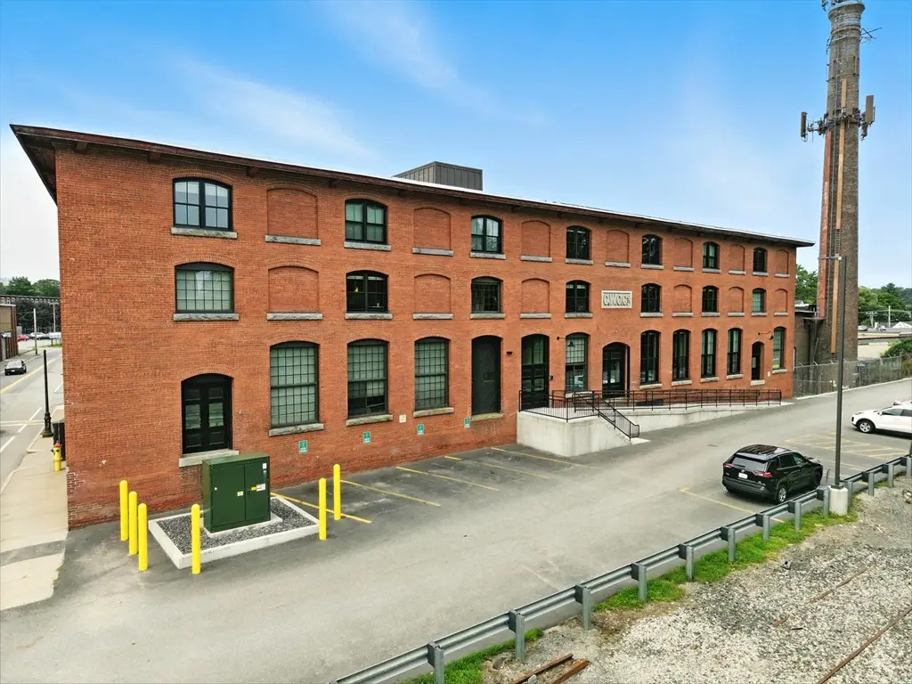 55 Sterling St #112, Clinton, MA 01510 - #1