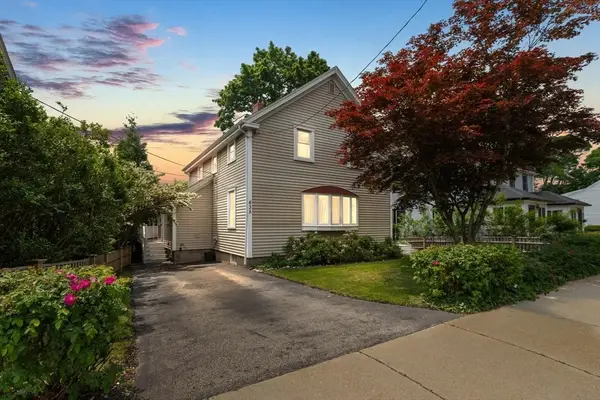 635 Adams St, Milton, MA 02186