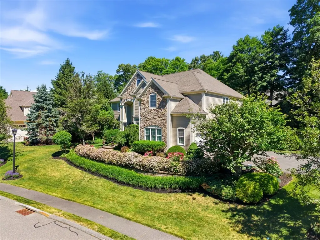4 Shipley Ct, Middleton, MA 01949 - #1