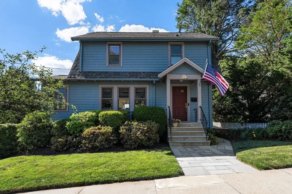 197 Hillside Ave, Arlington, MA 02476 - #1