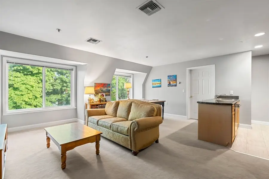 332 Jamaicaway #403, Boston, MA 02130 - #2