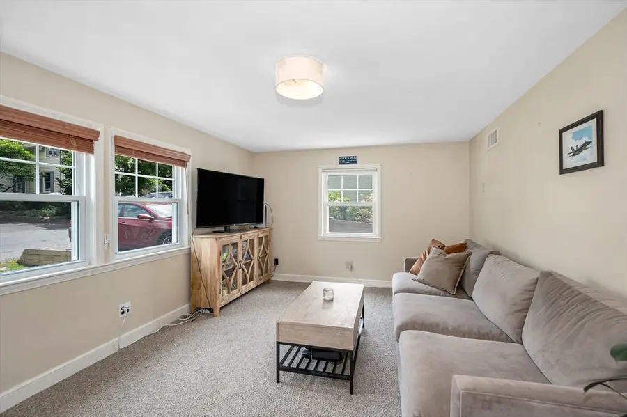 58 Jersey St, Marblehead, MA 01945 - #3