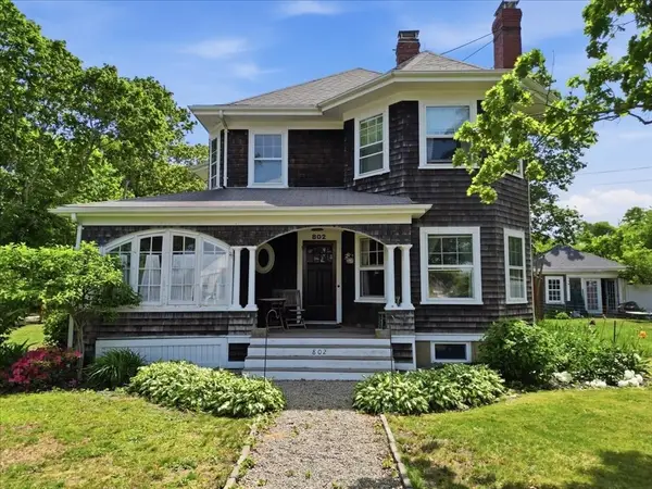 802 State Rd, Plymouth, MA 02360
