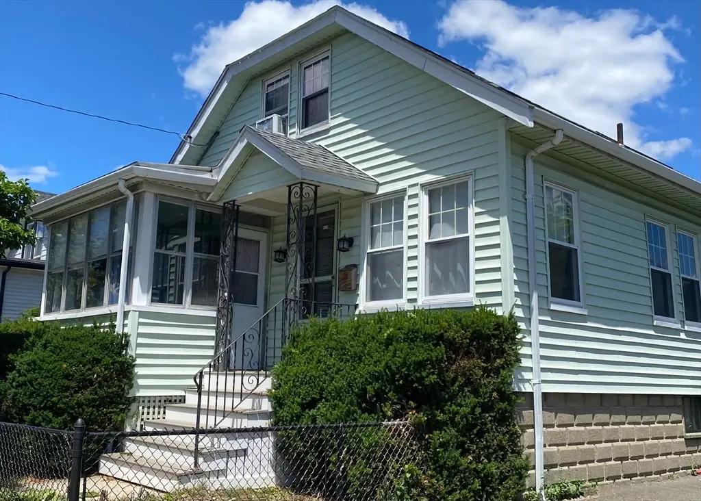 16 Glenwood Ave, Medford, MA 02155 - #1