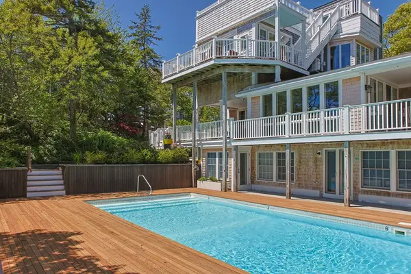 208 Bradford Street #Unit E11, Provincetown, MA 02657
