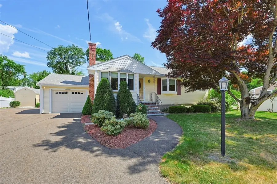 17 W Vanston Rd, Stoughton, MA 02072 - #3