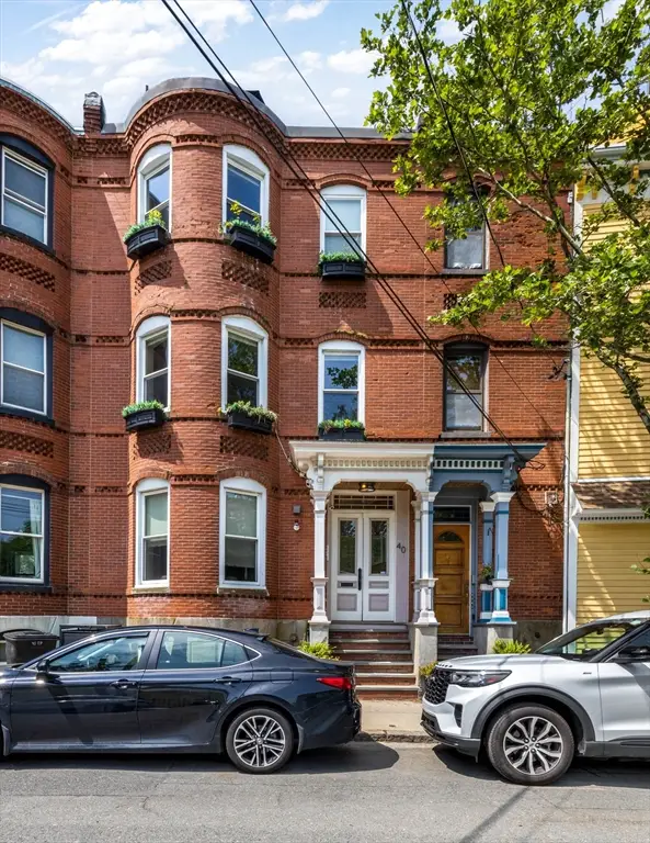 40 Thomas Park #2, Boston, MA 02127