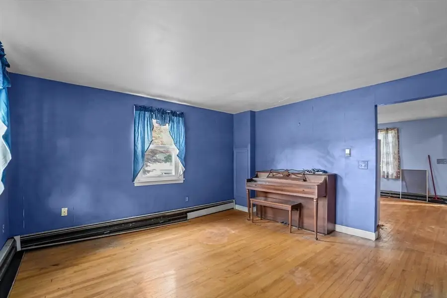 119-121 Rounds Ave, Riverside, RI 02915 - #3