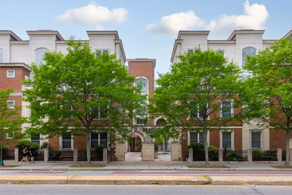2440 Massachusetts Avenue #3, Cambridge, MA 02140 - #1