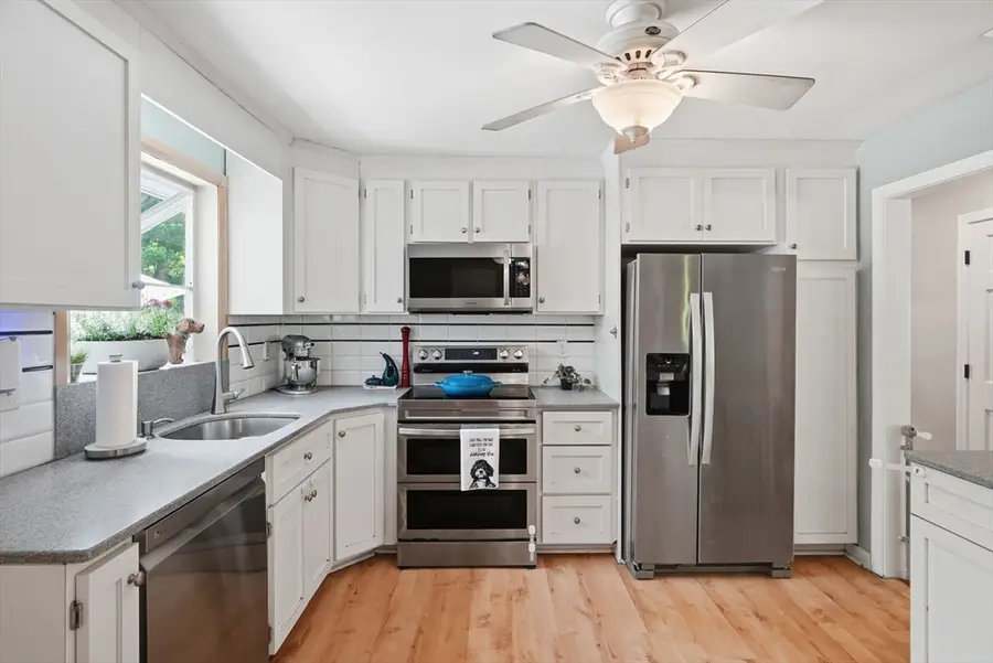 5 Stanford Dr, Westwood, MA 02090 - #2