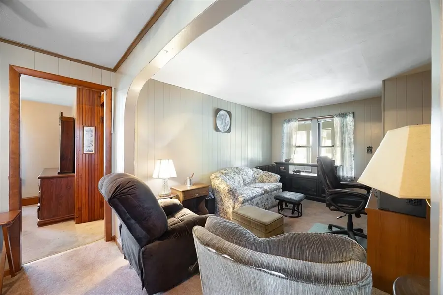 43 Ferry St, Chicopee, MA 01013 - #2