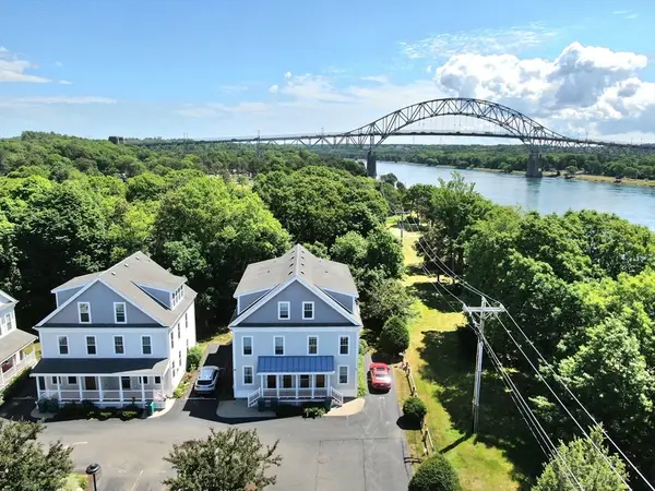 3 Honora Ct #3, Bourne, MA 02532