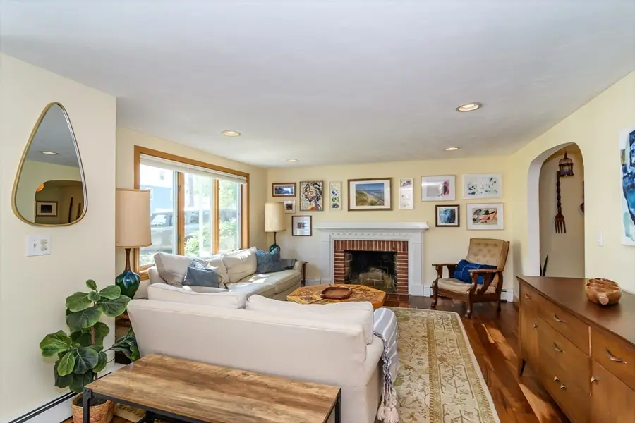 48 Beacon St, Natick, MA 01760 - #2