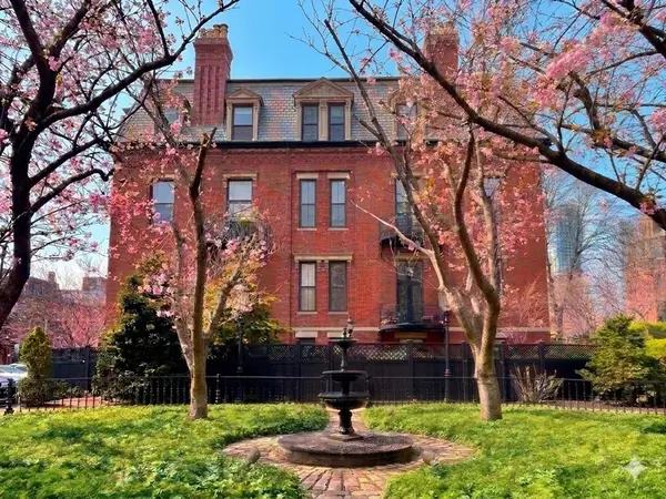 150 Appleton St #2-C, Boston, MA 02116