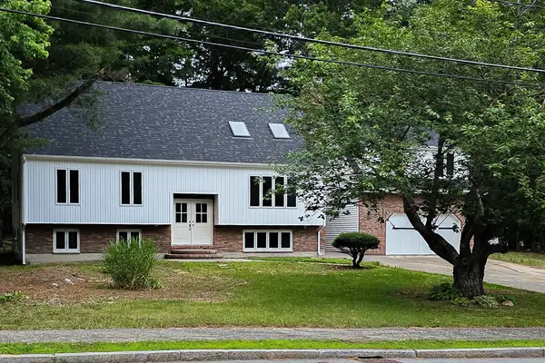 41 Kenneth St, West Bridgewater, MA 02379