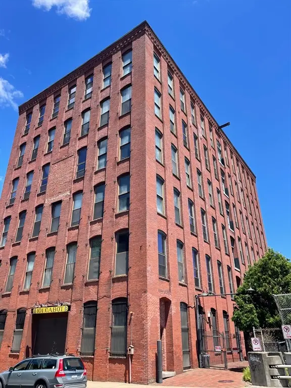 101 Cabot Street #602, Holyoke, MA 01040